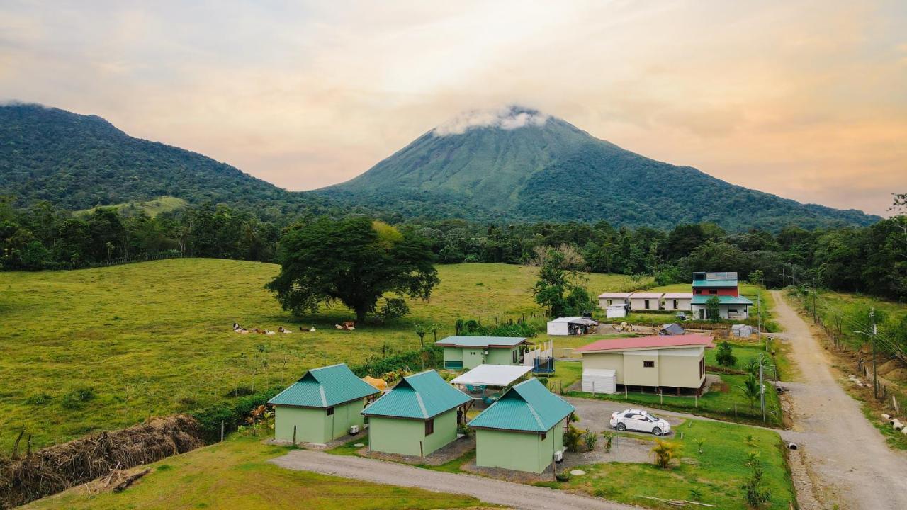 Hotel Chongos Place La Fortuna Exterior foto